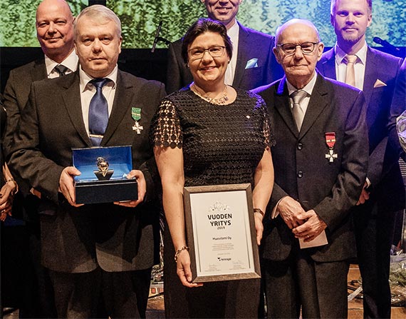 Muovilami palkittiin maakunnallisella yrittäjäpalkinnolla